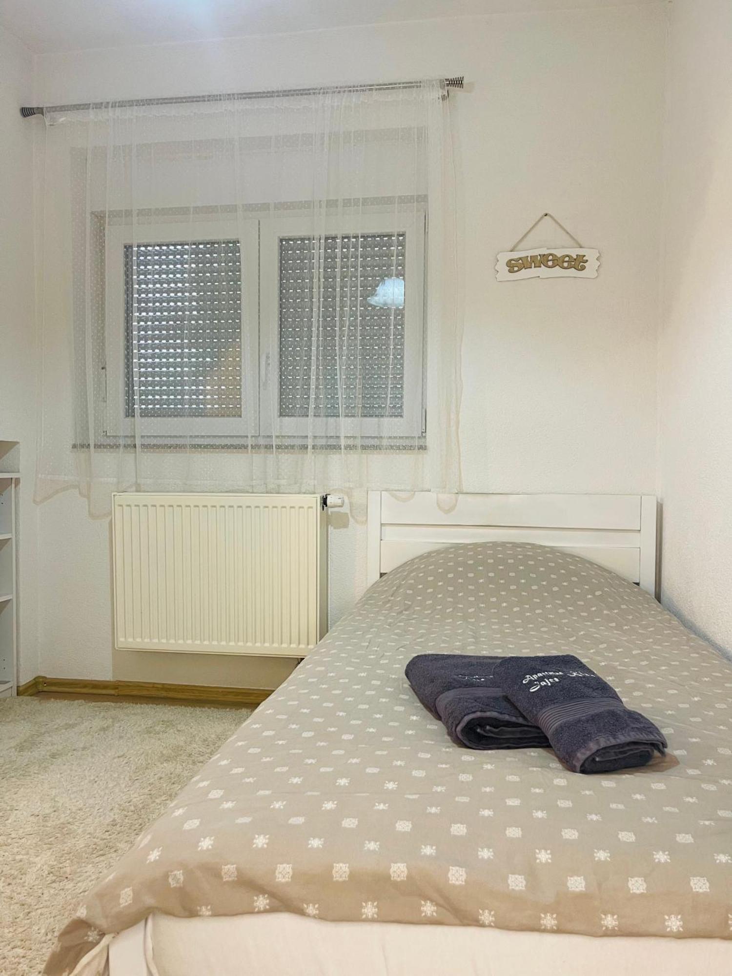 Apartman Kiss Яйце Екстер'єр фото